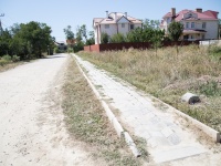 В Витязево на улице Школьной удлинят тротуарную дорожку