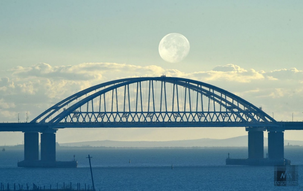 С момента открытия Крымского моста прошло 8 лет: главные факты и достижения